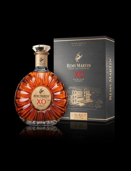 物色特别好礼？ RÉMY MARTIN 人头马X.O是最佳选项。